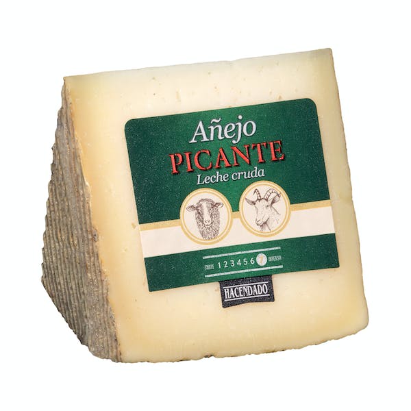 Queso añejo picante de oveja y cabra Hacendado Pieza 0.37 kg en Mercadona