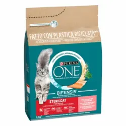 Pienso de salmón y trigo para gatos esterilizados Purina One 2,8 g