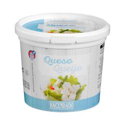 Queso en dados para ensaladas Hacendado Tarrina 0.2 kg