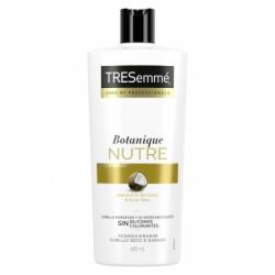 Acondicionador botanique nutre con aceite de coco & aloe vera cabello hidratado y mas fuerte Tresemmé 685 ml.