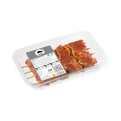 Brochetas de cerdo adobadas