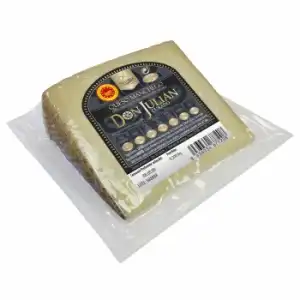 Queso manchego de oveja Don Julián curado viejo D.O.P. Sanabria cuña de 200 g.