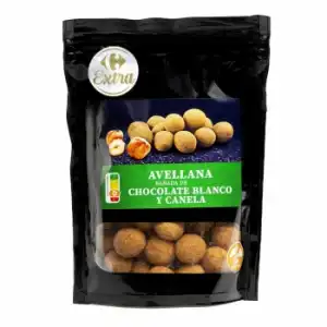 Avellanas bañadas en chocolate blanco y canela Extra Carrefour sin gluten doy pack 150 g.