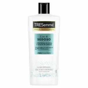 Acondicionador liso & sedoso para cabello seco o encrespado Tresemmé 685 ml.