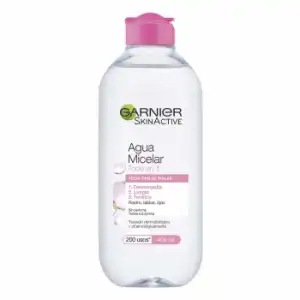 Agua micelar clásica para pieles normales todo en uno Garnier Skin Active 400 ml.