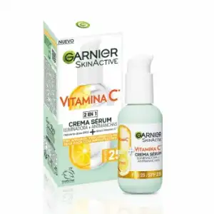 Crema sérum con vitamina C hidratante diario SPF 25 iluminadora + antimanchas Skin Active Garnier 50 ml.