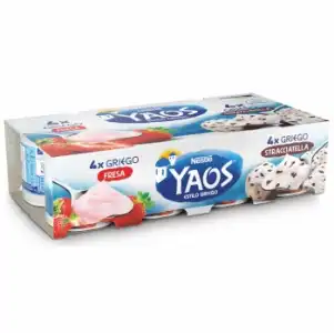 Yogur griego de fresa y de stracciatella Nestlé Yaos pack de 8 unidades de 115 g.