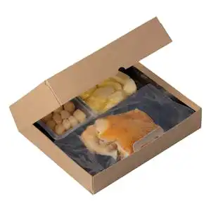 Cuarto de cochinillo asado Listo para Comer con cebolla confitada y patatas panaderas